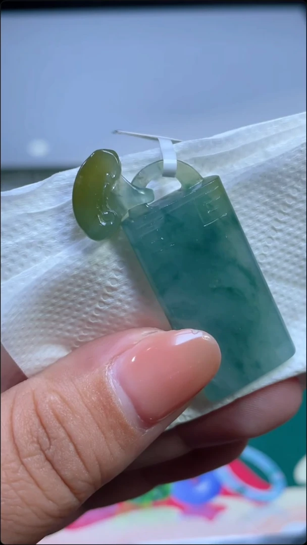 定制翡翠未镶嵌无事牌