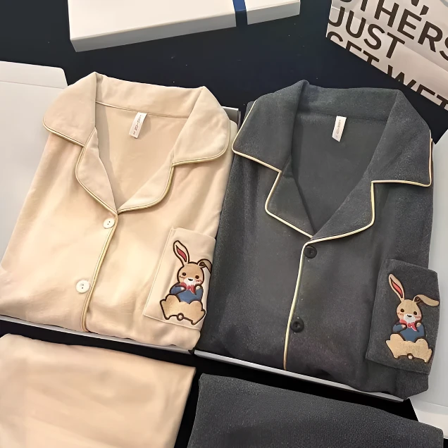 保暖德绒情侣装睡衣秋冬季新款ins可爱风V领开衫长袖男女生家居服