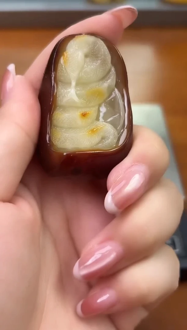 未镶嵌蜜蜡裸石琥珀蜜蜡吊坠