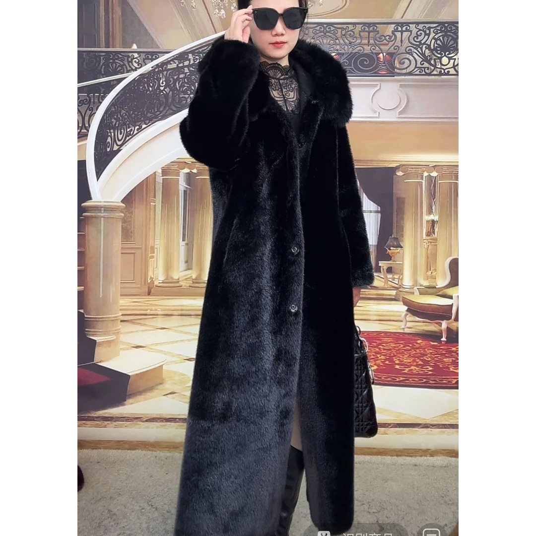 9136  冬季高端时尚轻奢显瘦双面穿大毛领保暖中长款外套