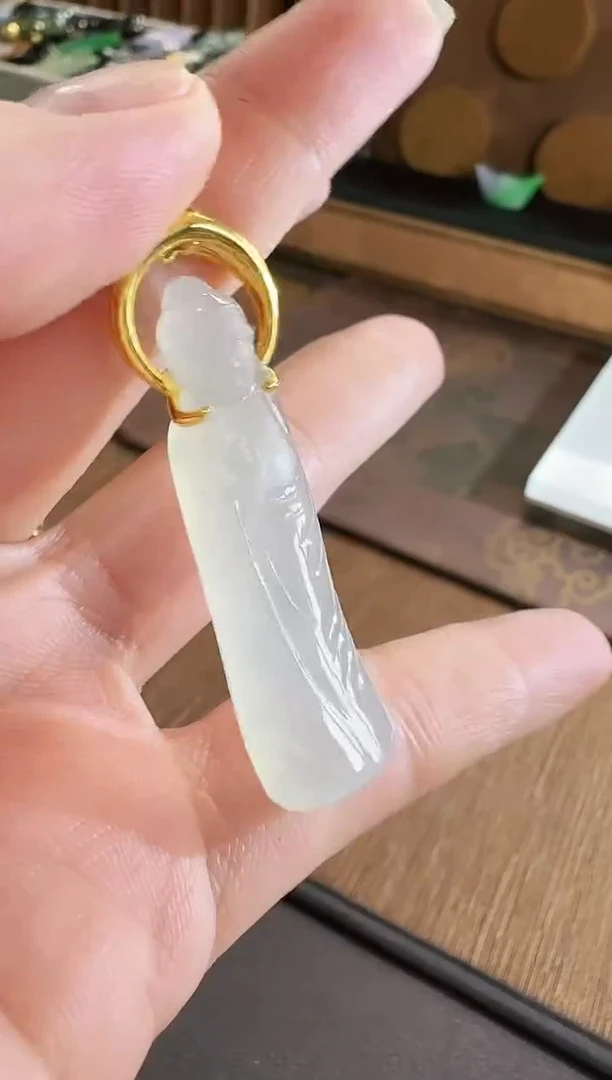 吊坠(不含链)18K金镶嵌翡翠吊坠