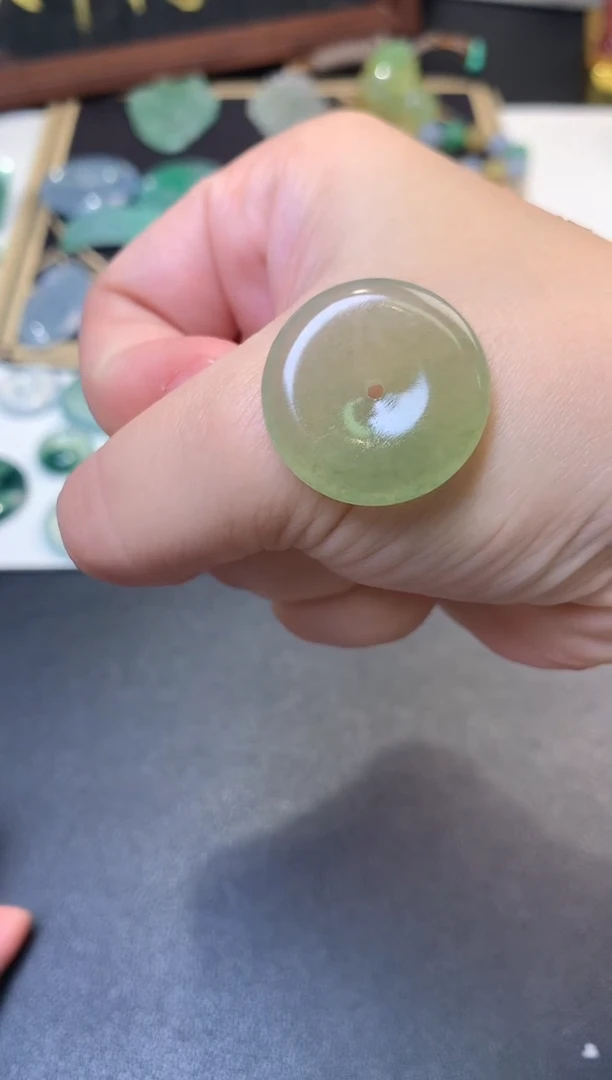 未镶嵌定制翡翠毛货