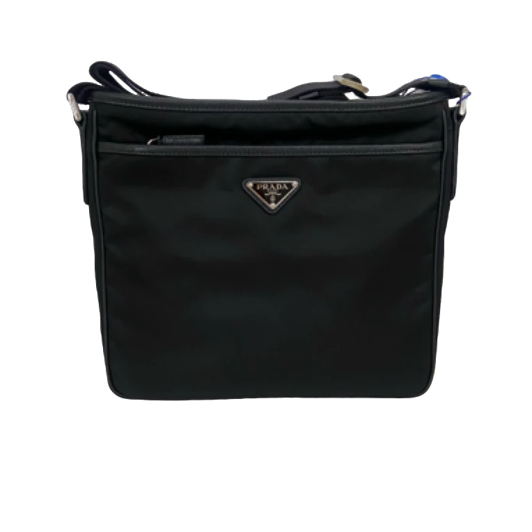99新 Prada/普拉达 男士休闲时尚百搭尼龙黑色斜挎包/380