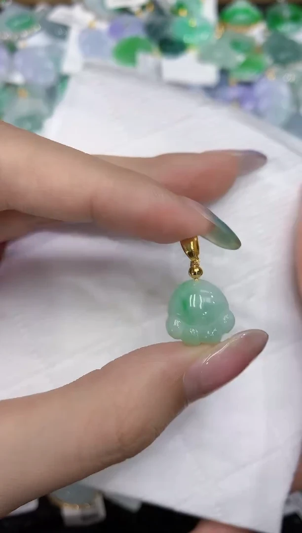 翡翠未镶嵌颈饰111111111111