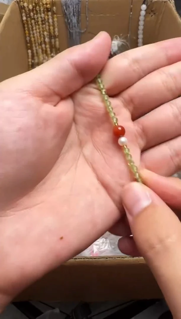 水晶手链未镶嵌上