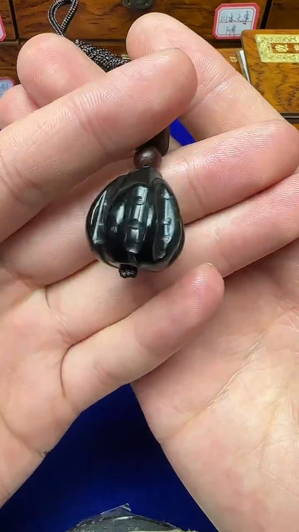 未镶嵌和田玉挂件大**生1