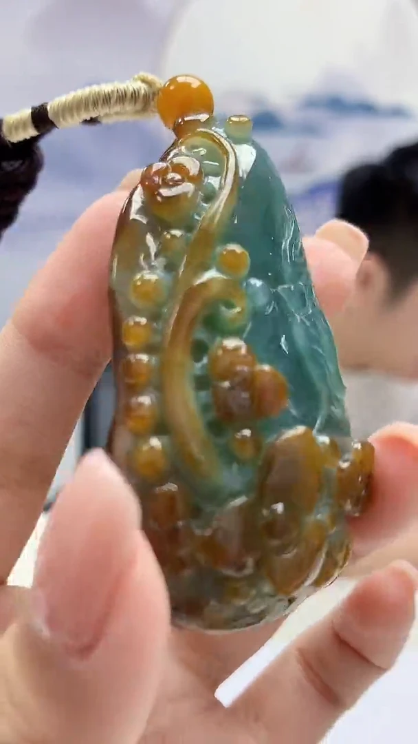 定制翡翠未镶嵌5028xx-毛货挂件178