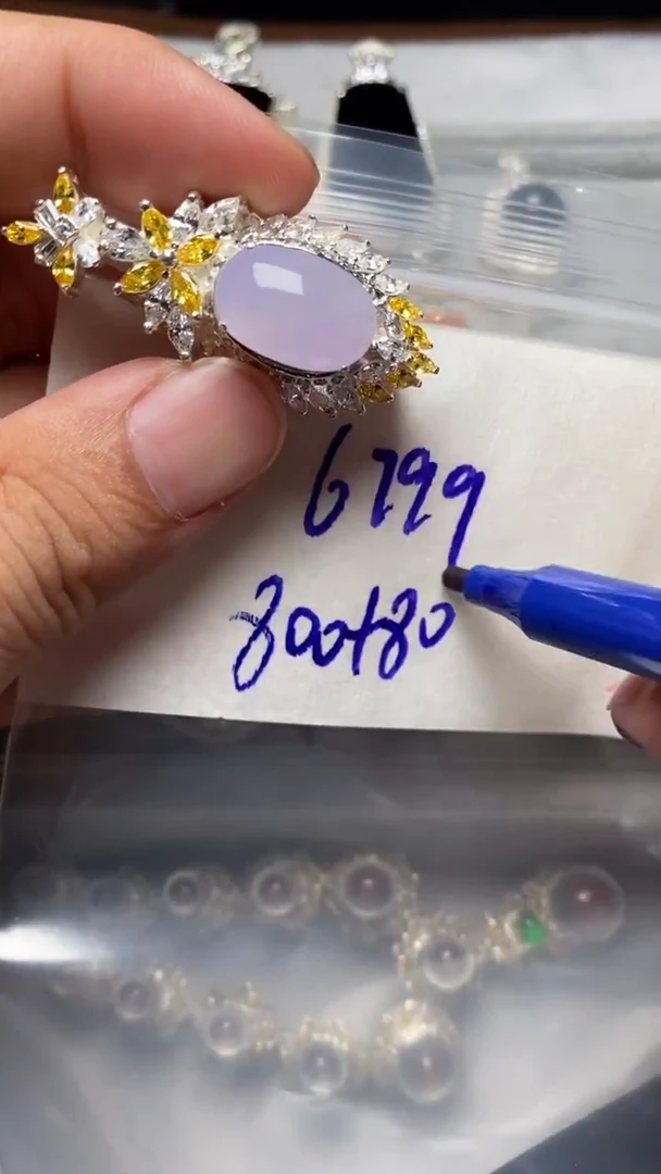 未镶嵌定制翡翠用****9天然缅甸翡翠A货