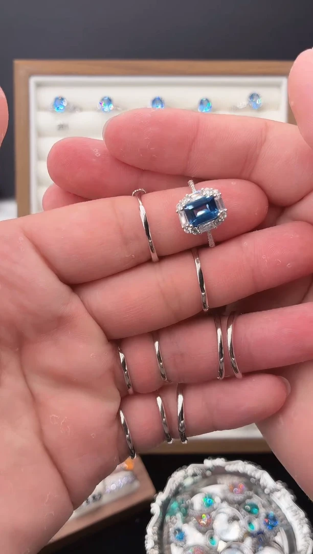 银S925镶嵌戒指海蓝宝石1111111