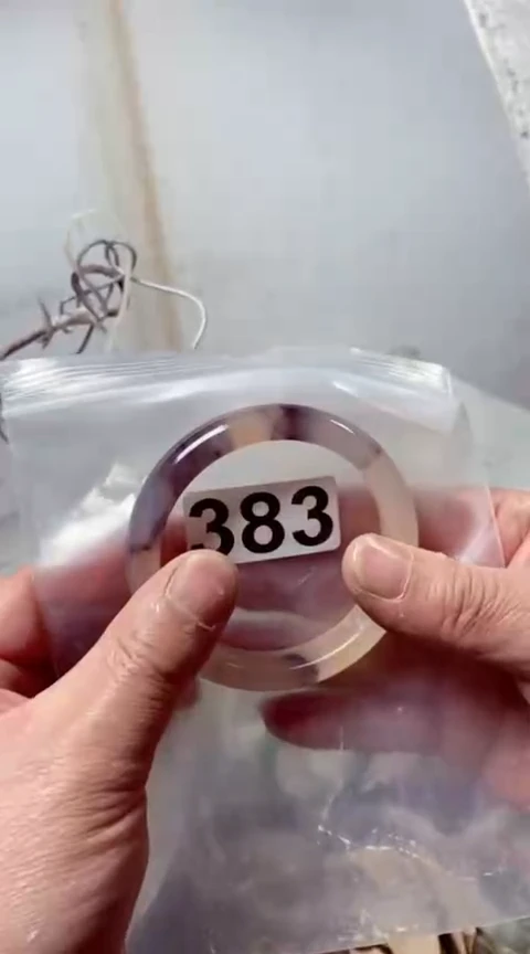 【闪购商品】石英质玉手镯未镶嵌58+383天然石纹矿点扣手介意勿拍