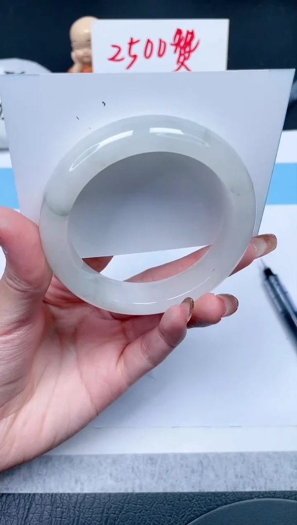 【闪购商品】石英质玉手镯未镶嵌34-56