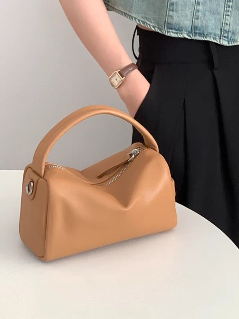 2025新款真皮女包软牛皮枕头包韩版洋气单肩手提斜挎包休闲小方包