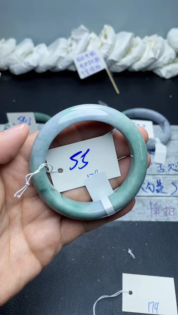 未镶嵌手镯翡翠178