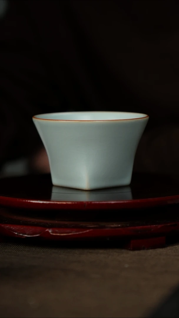 微微瑕 天圆地方 无底款