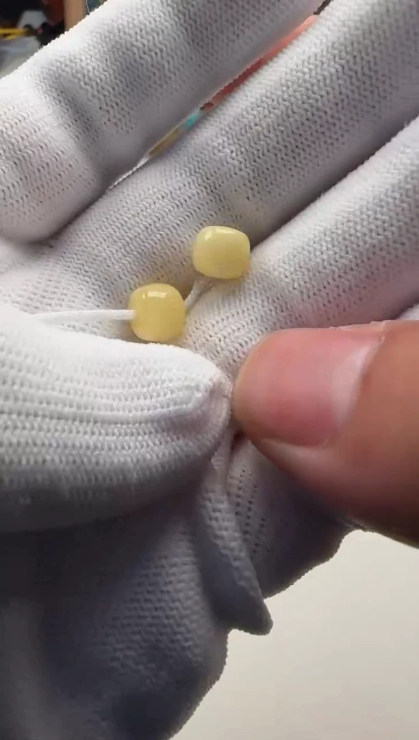 未镶嵌蜜蜡裸石配饰配饰多样性发货