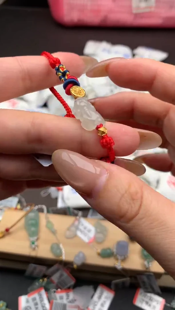 【闪购商品】翡翠手绳未镶嵌一