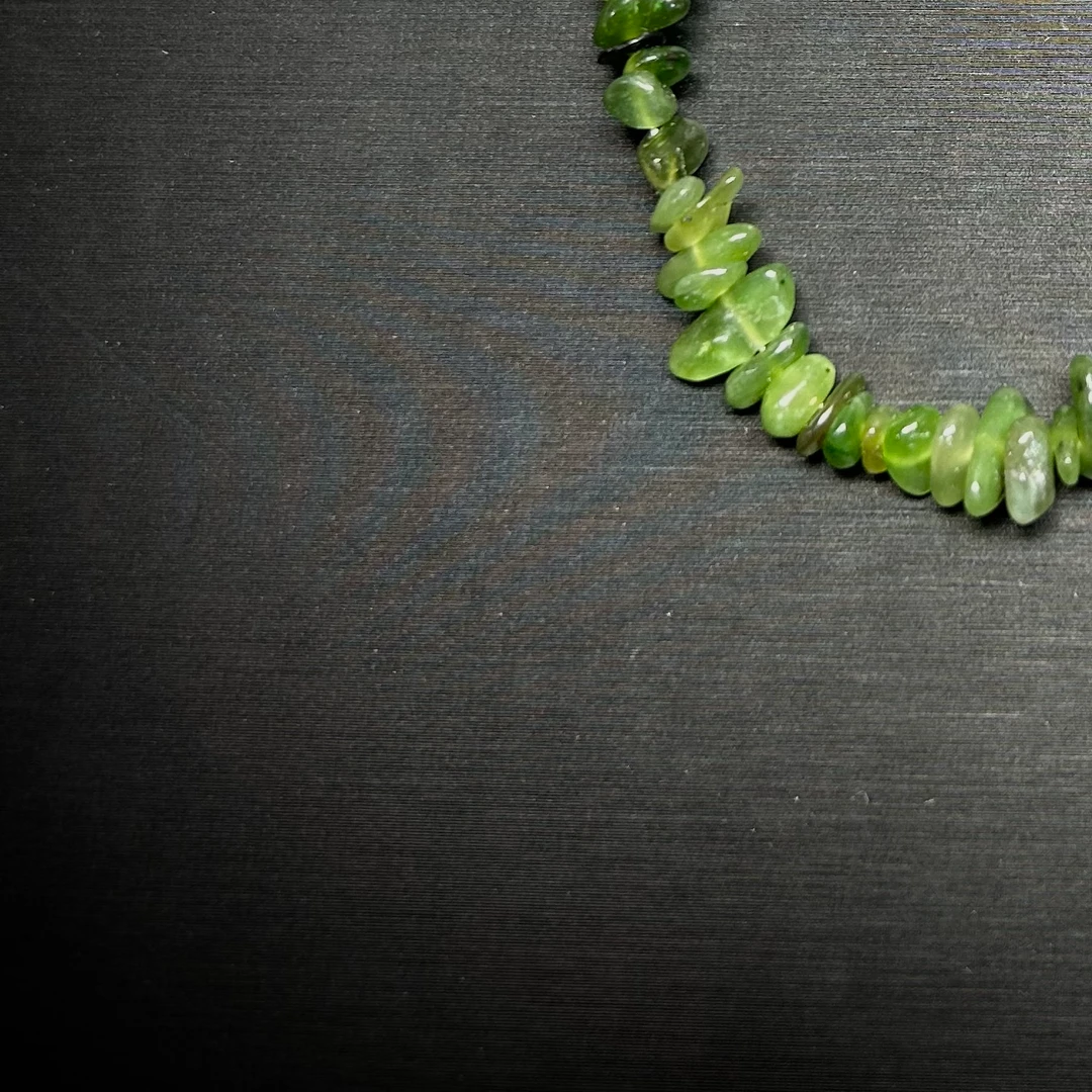 32001623小绿碎石手链（多样性发其一）419