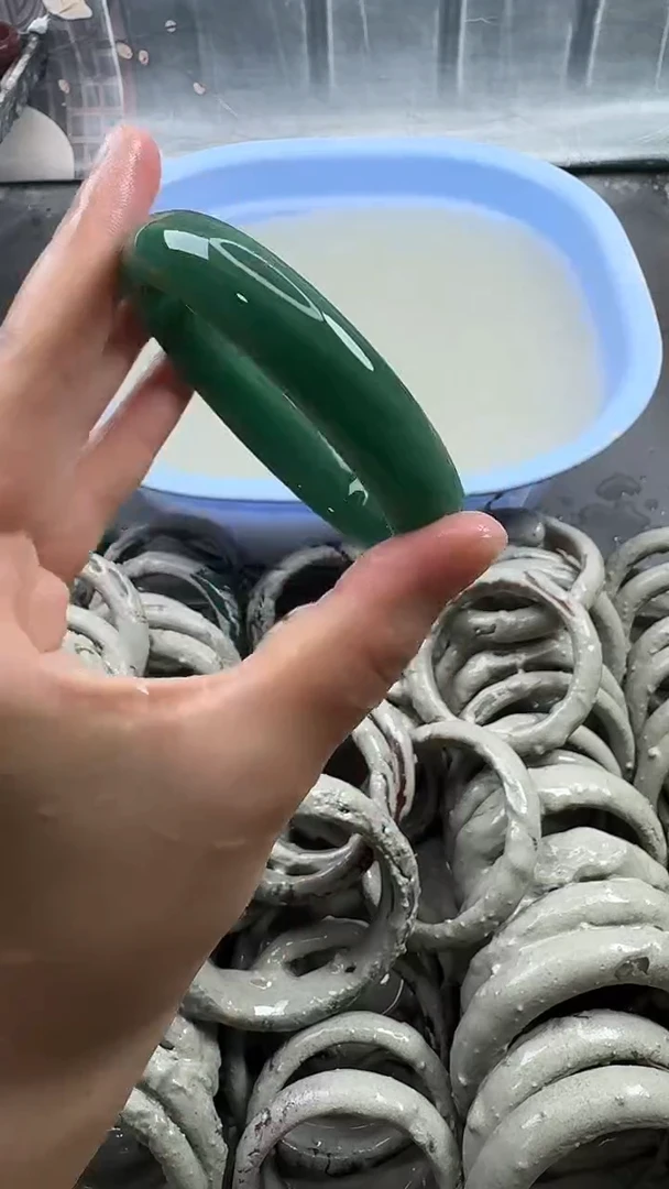 未镶嵌手镯石英质玉2 6263