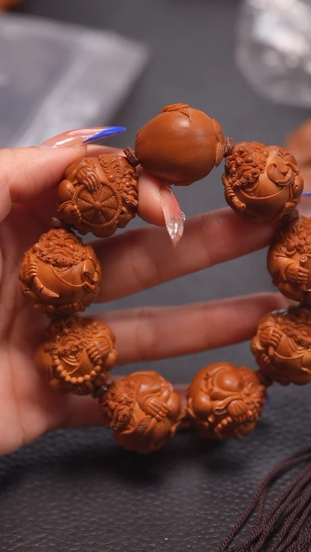 手串橄榄核2.5/整身达摩