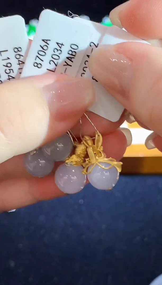 翡翠18K金镶嵌吊坠(不含链)L2034多样性发其一