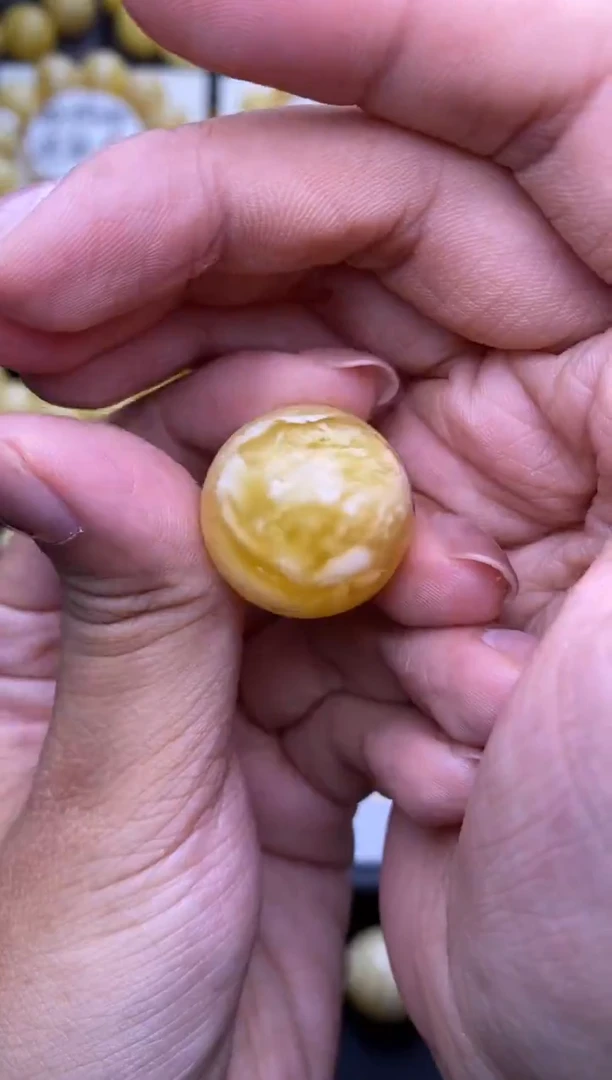 裸石琥珀未镶嵌大小姐珠宝28