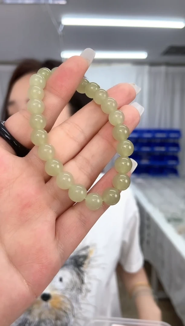 手链未镶嵌和田玉天然珠宝多样性发其一