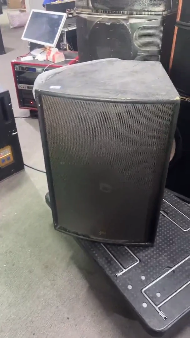 8新不包邮  单只15专业箱  KTV音响  运费到付
