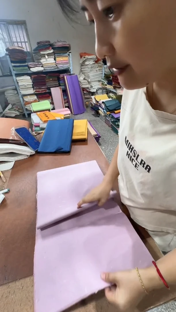 34*138褚皮紫色白丝纤维50张