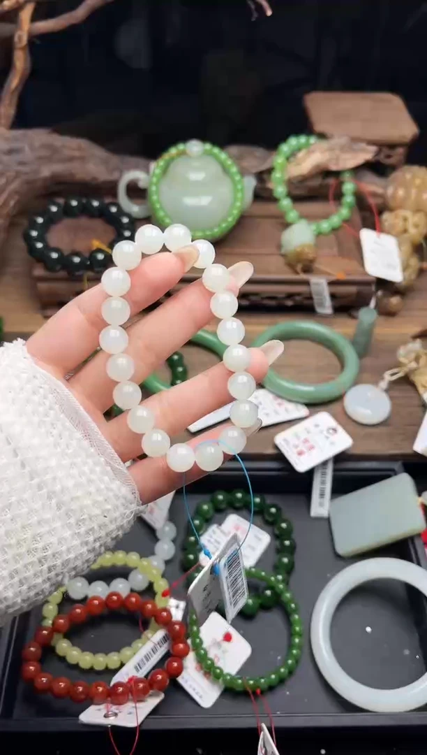 未镶嵌手串和田玉卡10新疆于田 圆珠 9016201