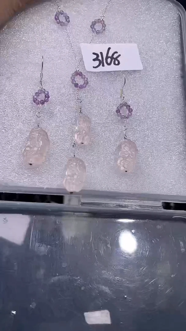 颈饰未镶嵌水晶喜欢拍