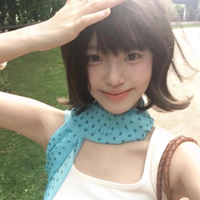 韩系蓝色波点丝巾系脖飘带女高级感长条飘带独特百搭脖子配饰围巾