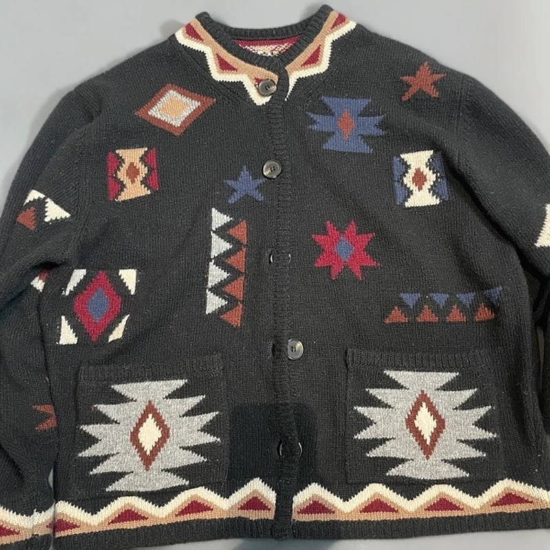 秋原瞳-动车花毛衣