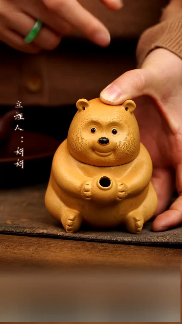 茶壶紫砂熊二 手抓