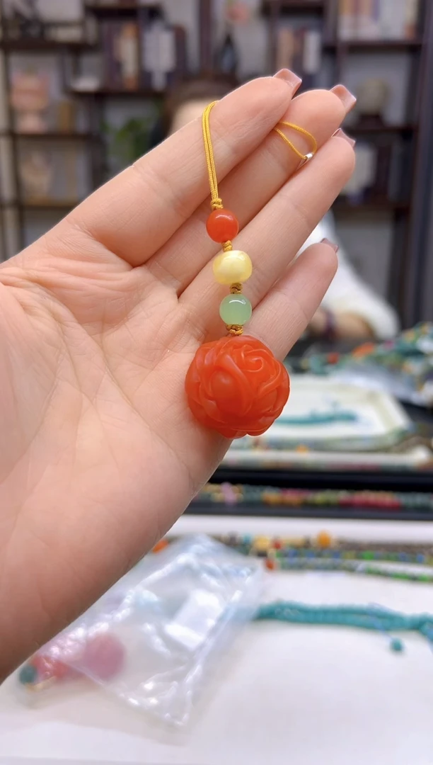 【闪购商品】蜜蜡套链未镶嵌挂件T50