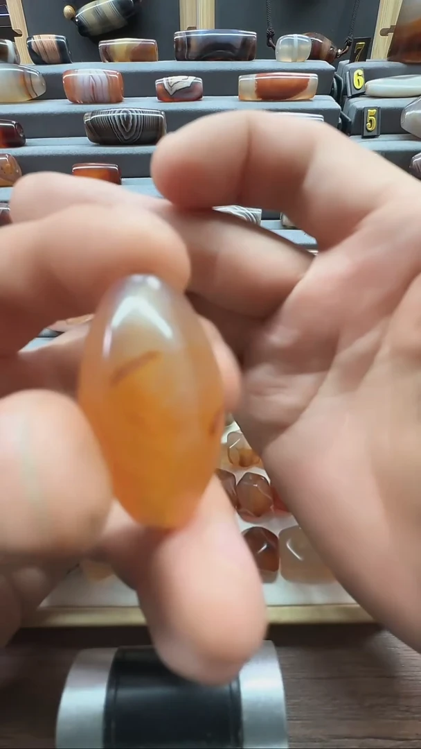 未镶嵌颈饰玛瑙/玉髓玛瑙21*34