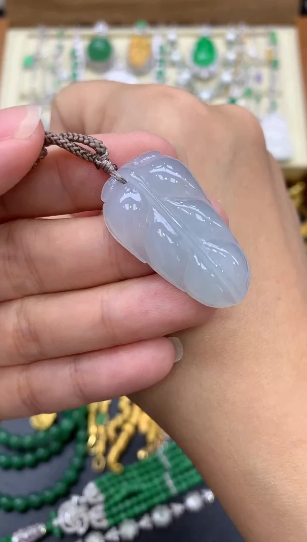 翡翠未镶嵌颈饰69-中国好珍宝