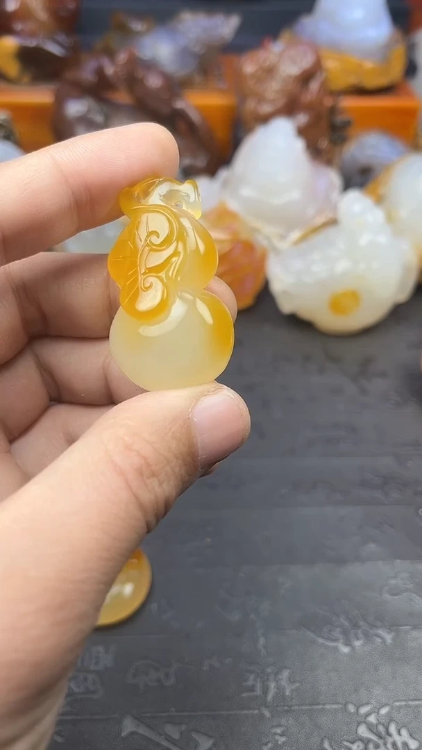 【闪购商品】玛瑙/玉髓吊坠未镶嵌1