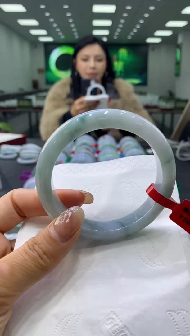 未镶嵌手镯翡翠00002311