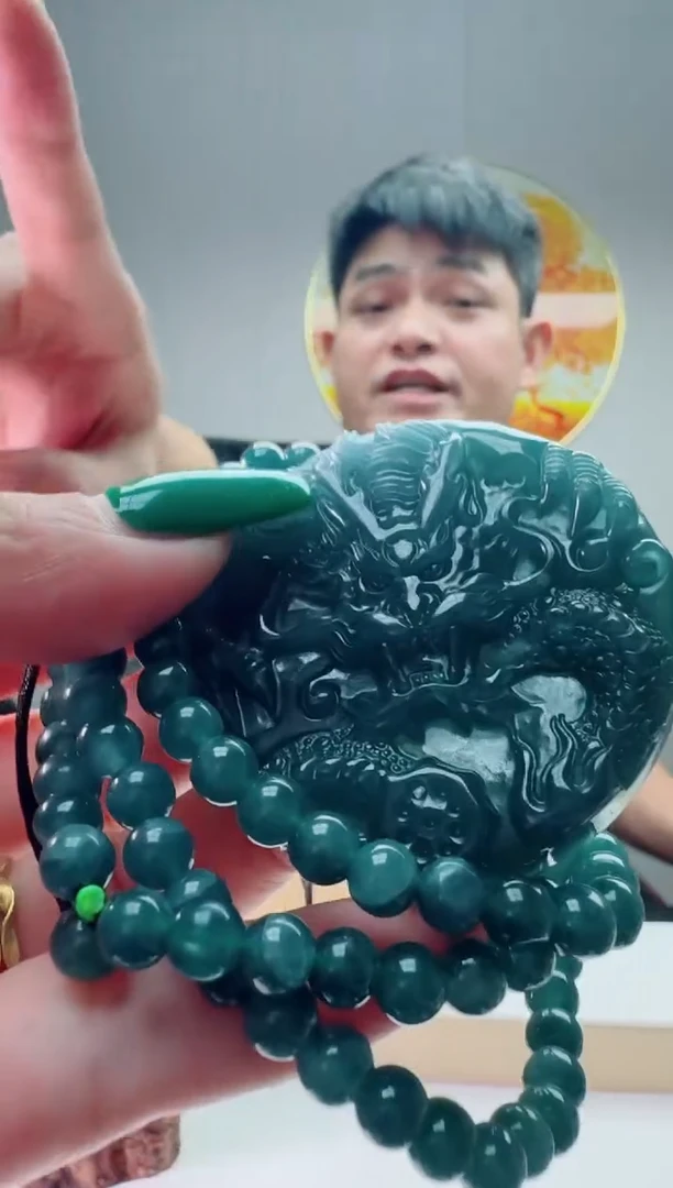 翡翠未镶嵌颈饰多样性随机发其一