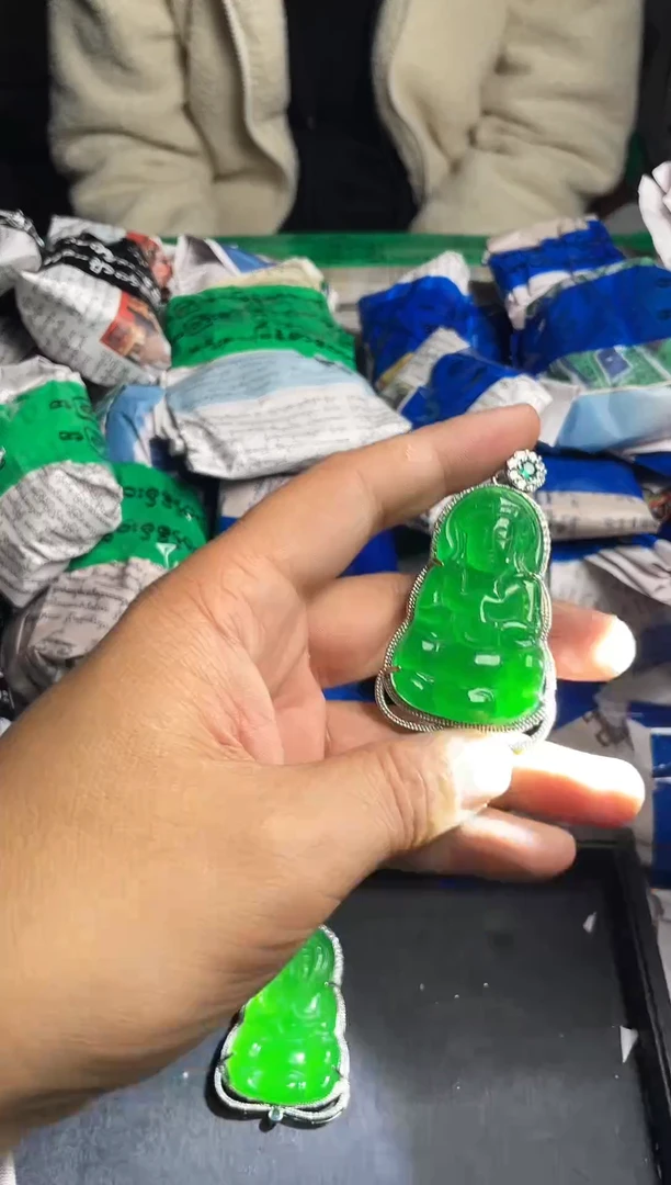 强子收货时尚观音A-24