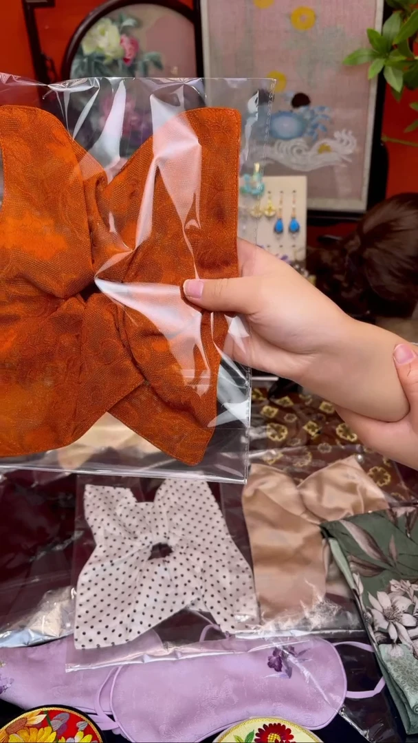 刺绣萌**蜜非遗绒花苏绣饰品