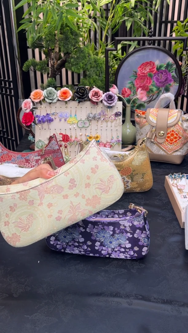 织绣未*非遗苏绣手工饰品