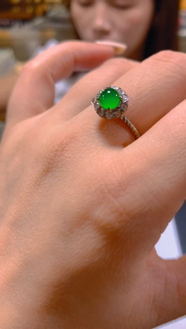 未镶嵌戒指翡翠多样性发一