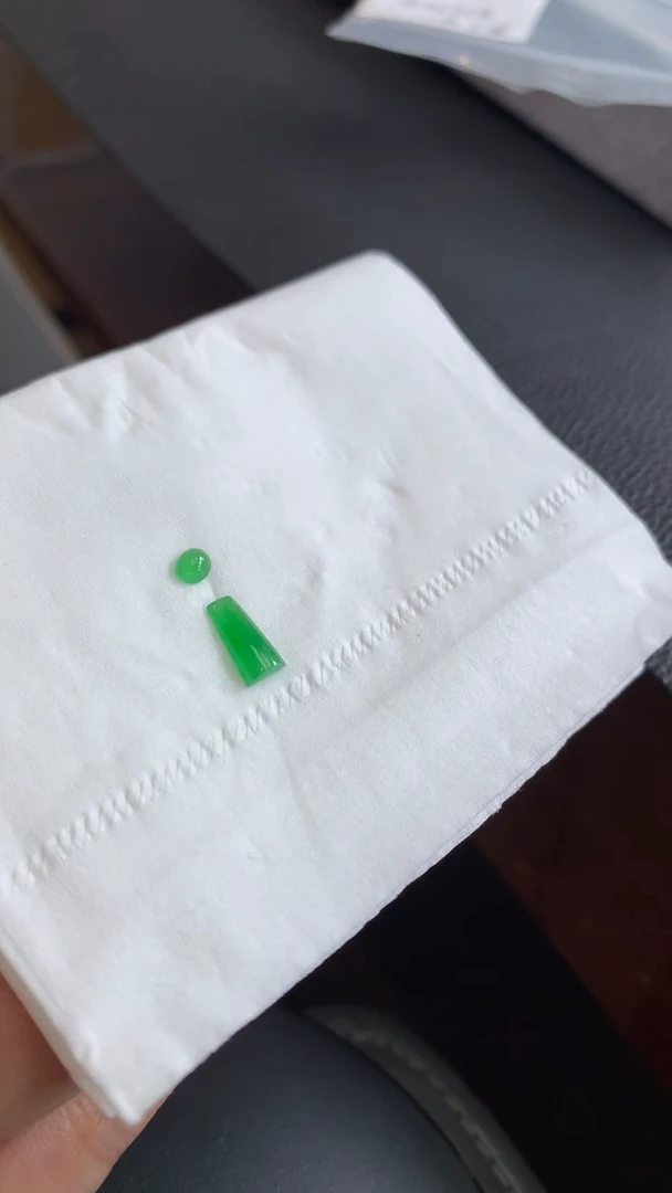 【闪购商品】定制翡翠未镶嵌翡翠