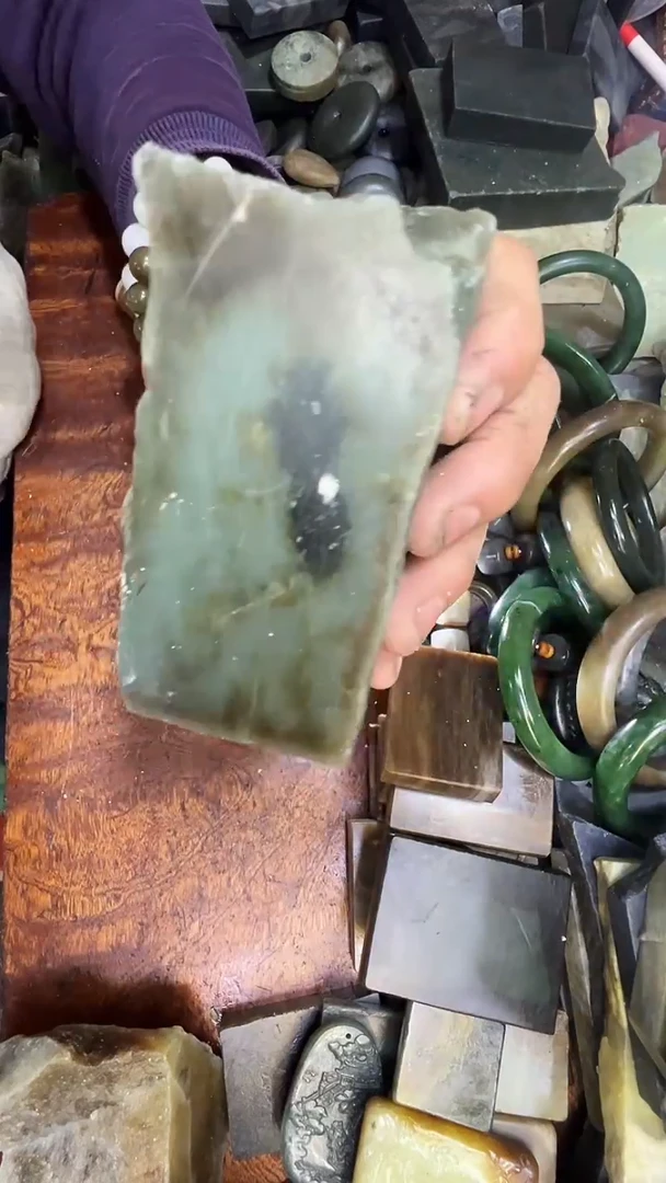 未镶嵌和田玉珠宝半成品1