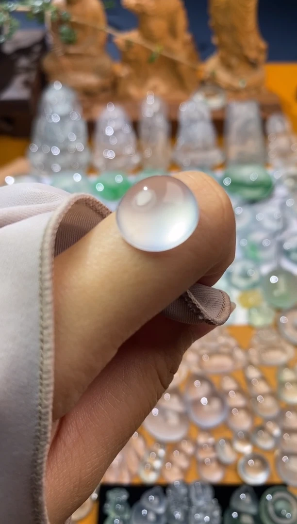 【闪购商品】定制翡翠未镶嵌蛋面13.8*12.8*7.0