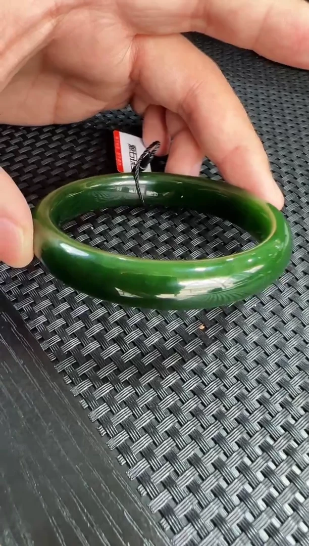 【闪购商品】和田玉（碧玉）手镯未镶嵌圈口约59mm