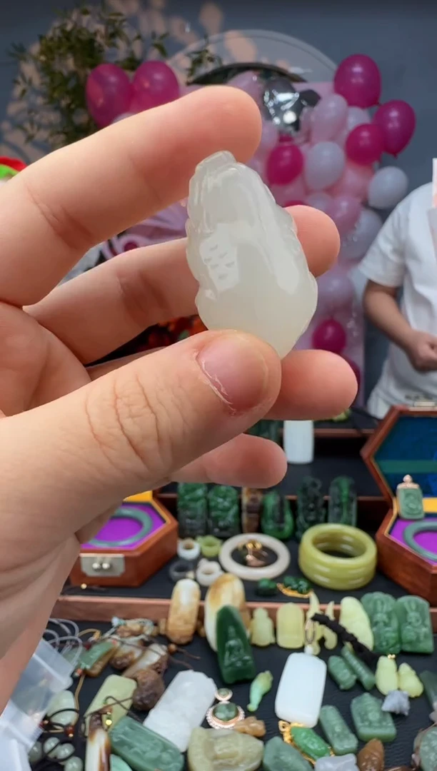 颈饰未镶嵌和田玉和田玉