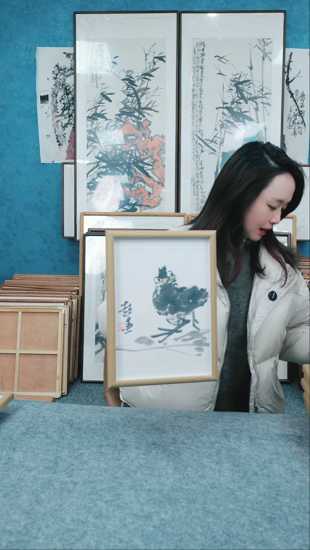 【闪购商品】国画10寸本土老师木质摆台