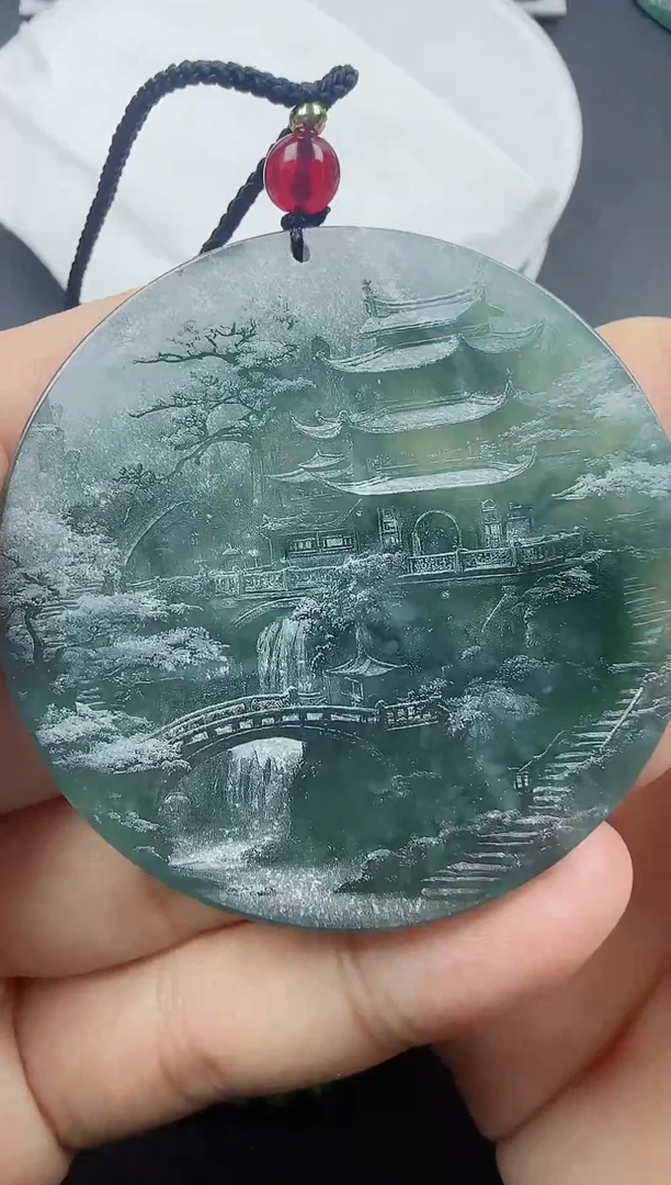 【闪购商品】翡翠颈饰未镶嵌11111111111111